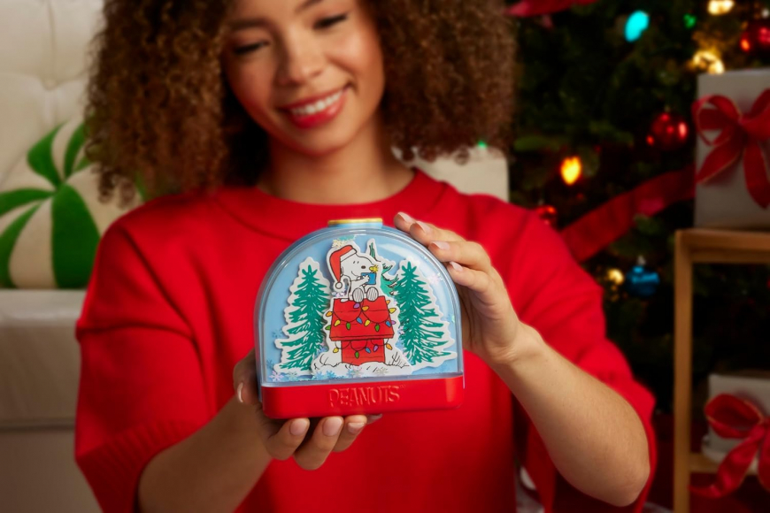Polly Pocket Collector Compact Peanuts Holiday