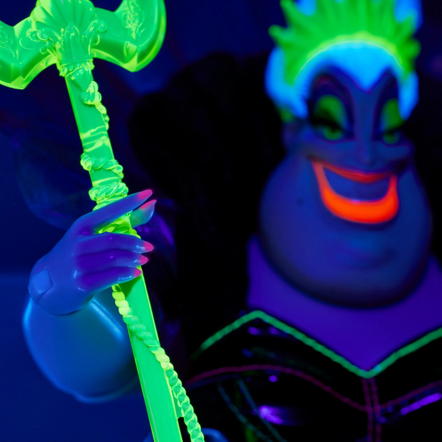 Disney Darkness Descends Series Ursula Collector Doll