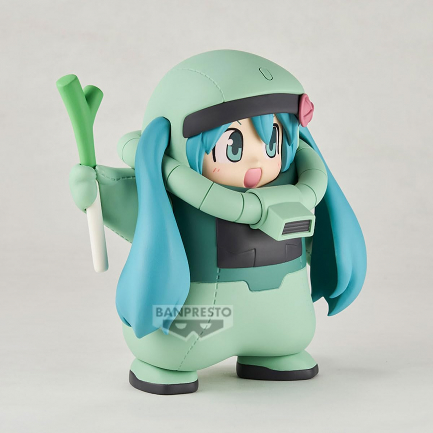 Banpresto Gundam 45th x Hatsune Miku  Zaku Costume figure