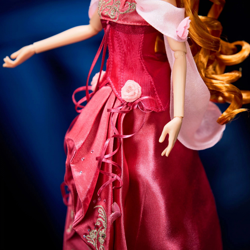Disney Store Limited Edition Giselle Pink dress doll