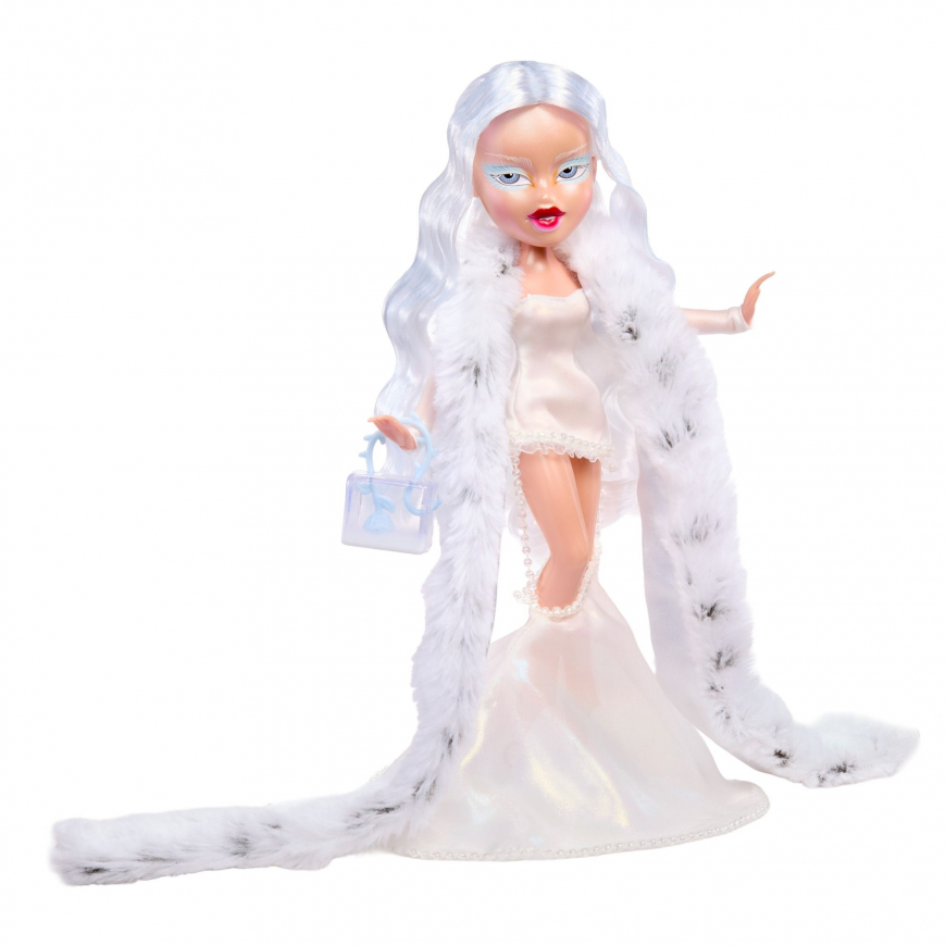 Bratz Holidayz Frosty Nightz Cloe Collectors Edition Fashion Doll