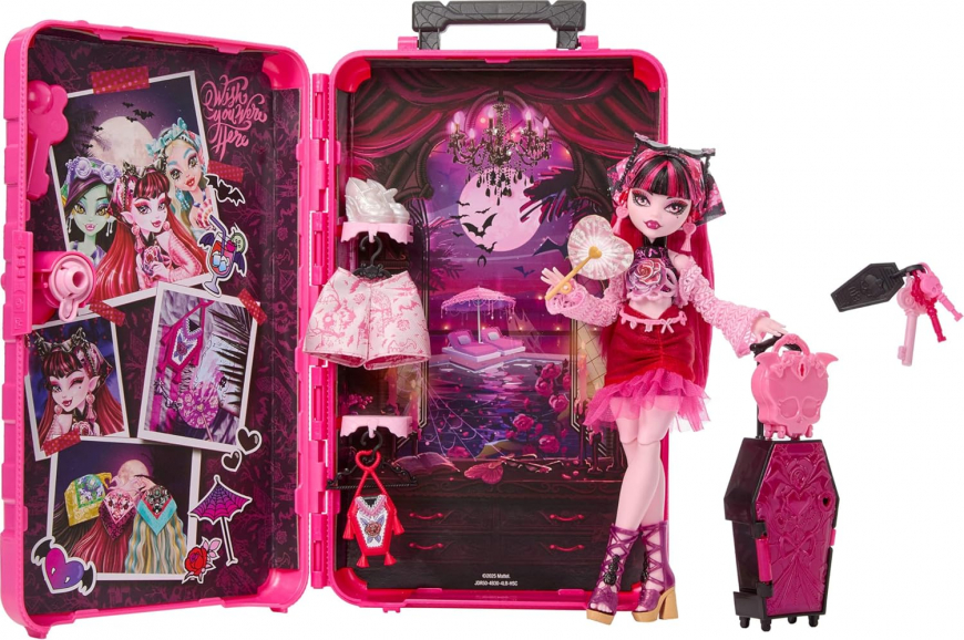 Monster High Skulltimate Secrets Destination Gore-Geous Oasis Draculaura doll JDR50