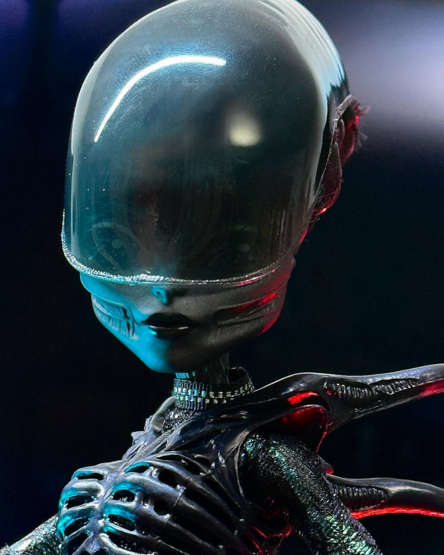 Monster High x Alien Skullector Xenomorph doll in real life photos