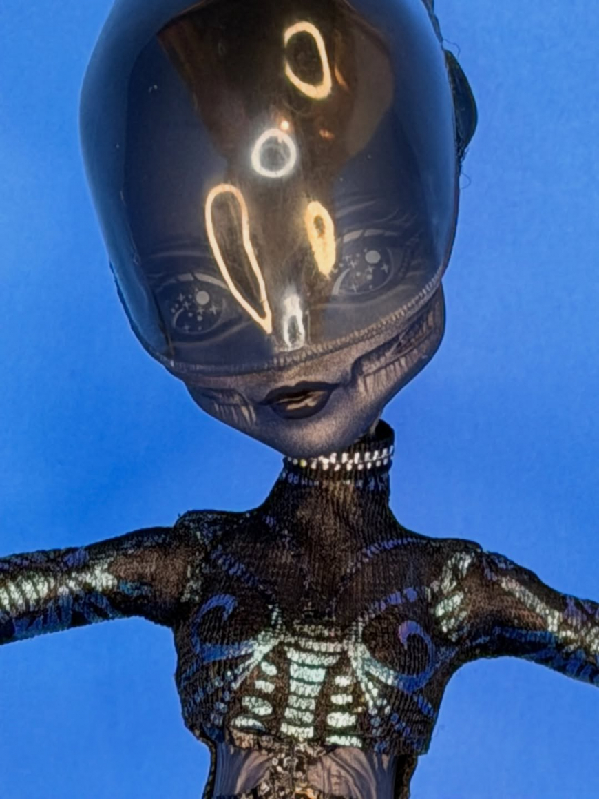 Monster High x Alien Skullector Xenomorph doll in real life photos