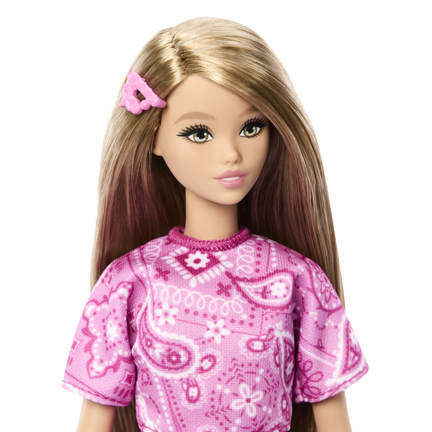 Barbie Fashionistas Style JJN62 doll