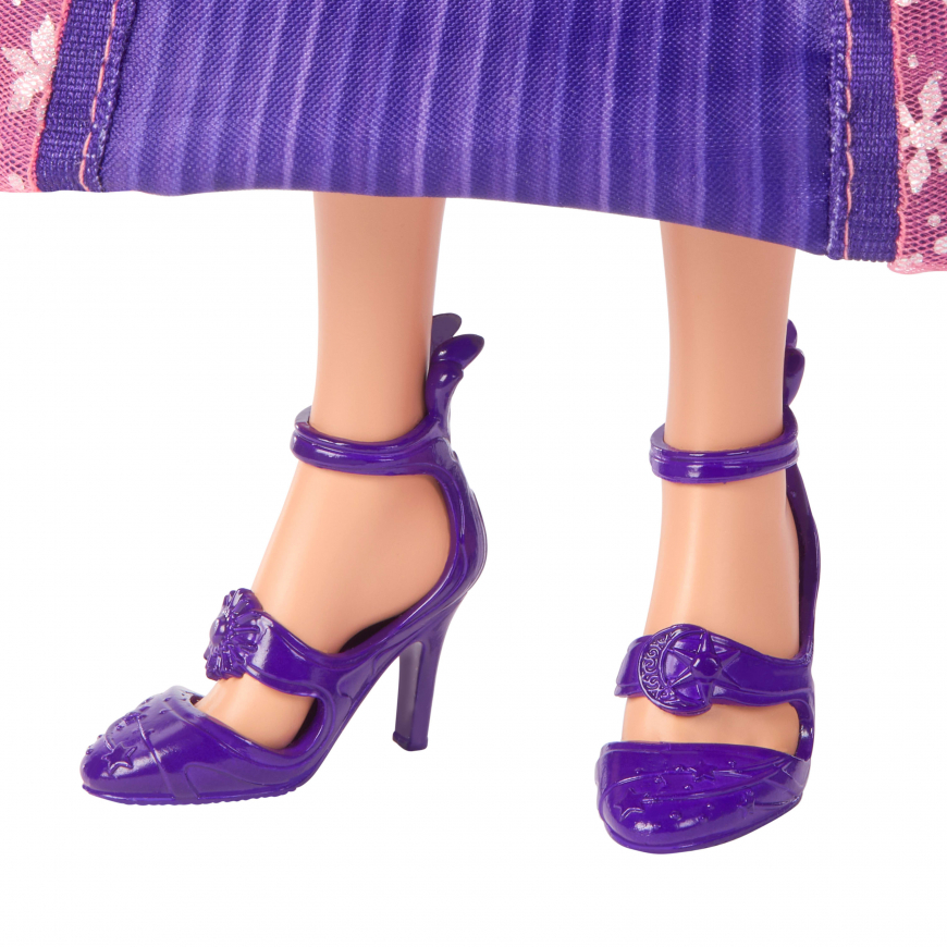 Wicked Magical Wise Woman Moon Fashion Doll with Deluxe Movie-Inspired Outfit Kristin Chenoweth JLG42