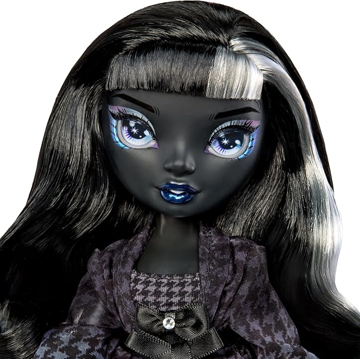 Shadow High Girls' Night Shanelle Onyx doll