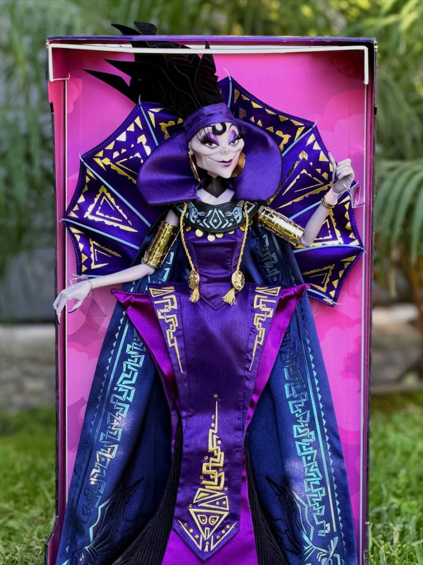 Disney Limited Edition 17" Yzma doll 2026
