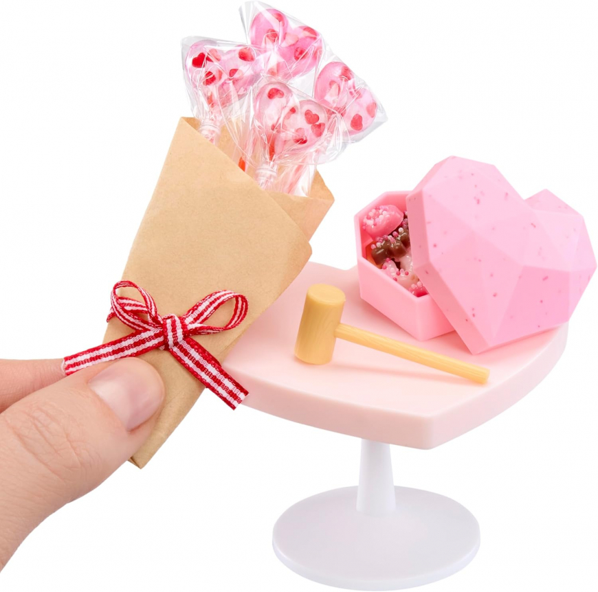 MGA's Miniverse Make It Mini Valentine's series 3