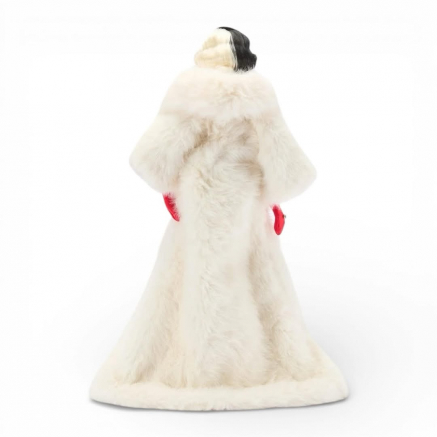 Disney Store Cruella de Vil Limited Edition 2026 doll