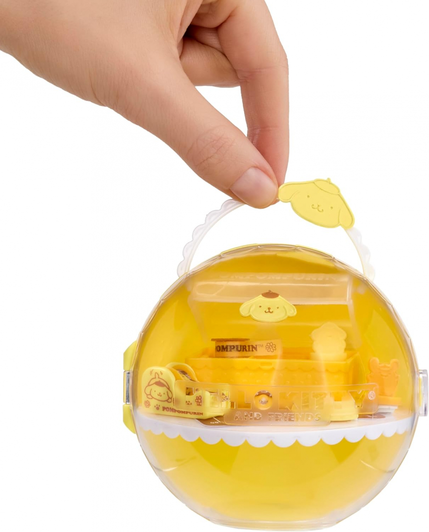 MGA's Miniverse Make It Mini Hello Kitty and Friends Series 3 stationery