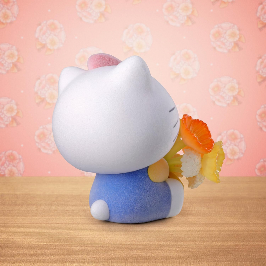 Hello Kitty mofamofy figure with Poppy & Reeve's spirea bouquet