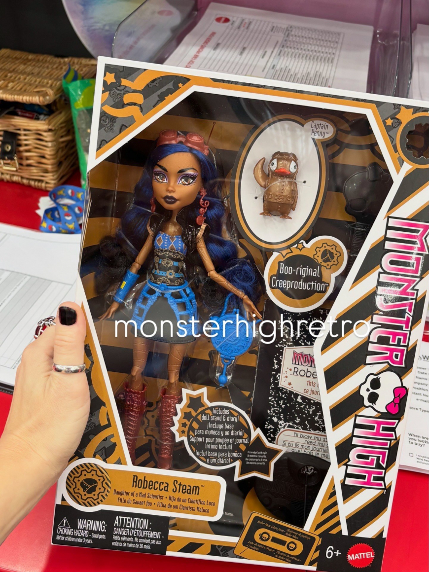 Monster High Boo-riginal Creeproduction Robecca Steam doll first look irl photos