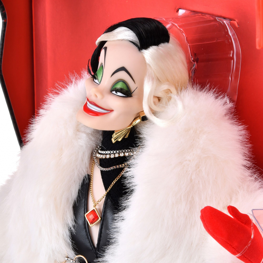 Disney Cruella de Vil Limited Edition 2026 doll 101 Dalmatians 65th Anniversary