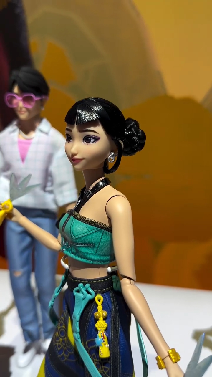 KPop Demon Hunters Core Huntrix Rumi, Mira, Zoey and Jinu fashion dolls from Mattel irl