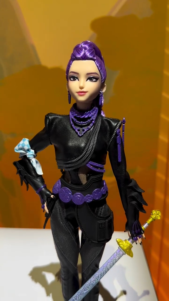 KPop Demon Hunters Deluxe Rumi fashion doll in black latex bathhouse outfit irl