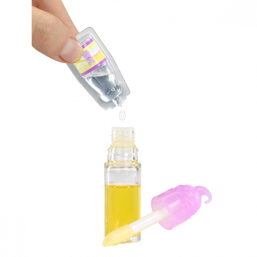 Yummiland x PEEPS Lip Gloss Michelle Mallows doll