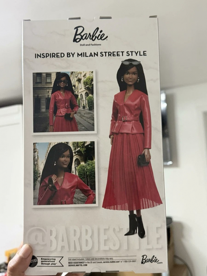 Barbie Signature BarbieStyle Fashion Week Milan doll