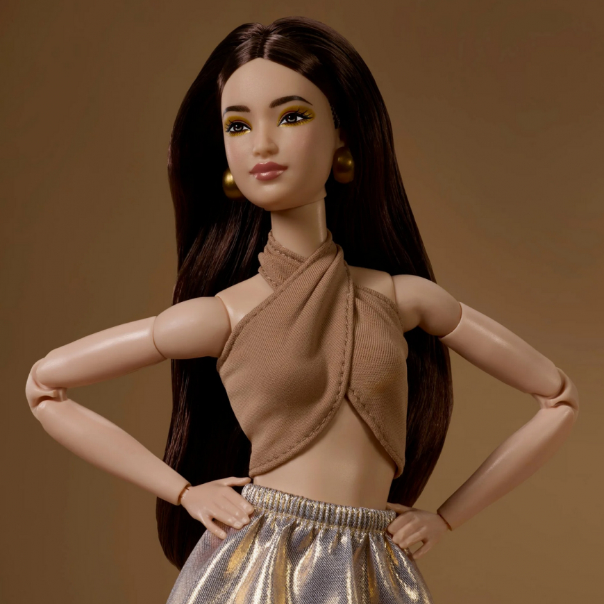 Barbie Signature Barbie Basics Model 06 doll