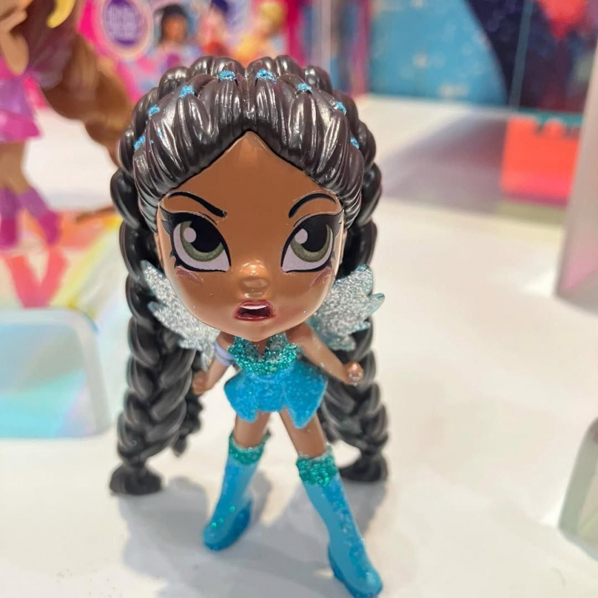 Winx Club Fashion Fit blind box figures