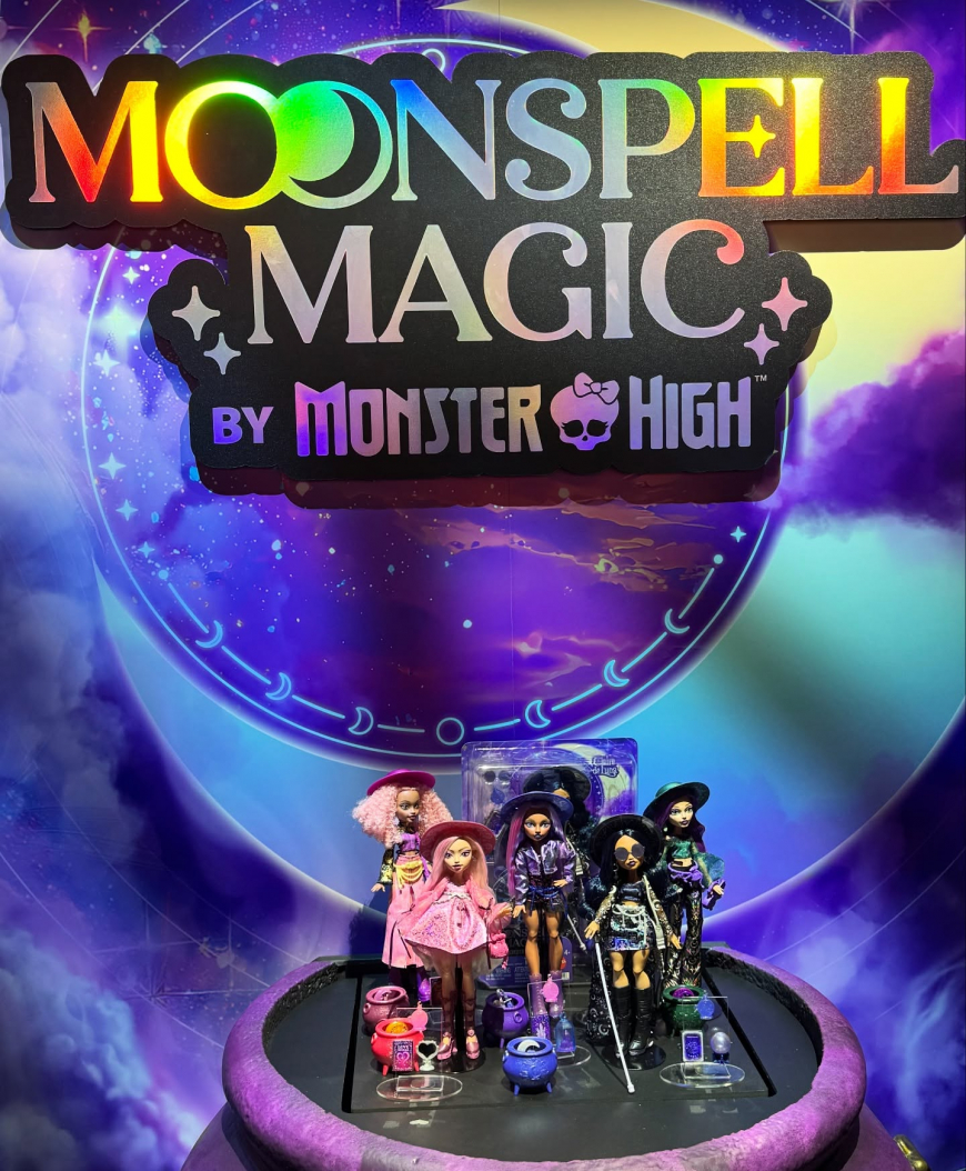 Moonspell Magic by Monster High dolls in real life photos