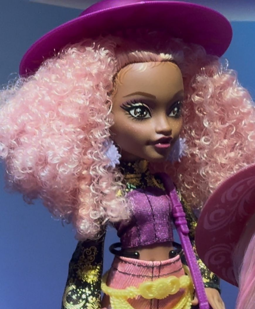 Moonspell Magic by Monster High dolls in real life photos