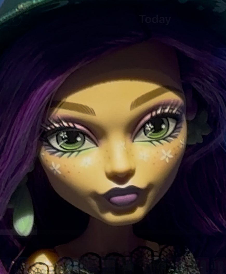 Moonspell Magic by Monster High dolls in real life photos