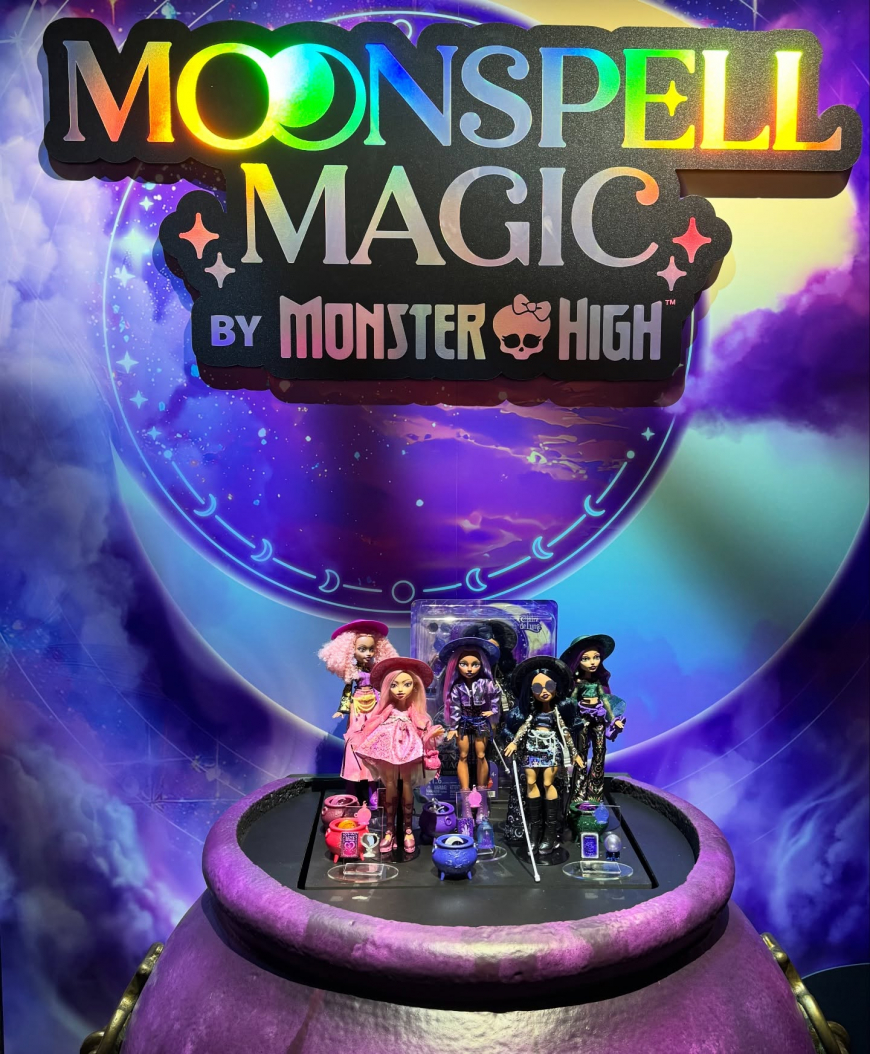 Moonspell Magic by Monster High dolls in real life photos