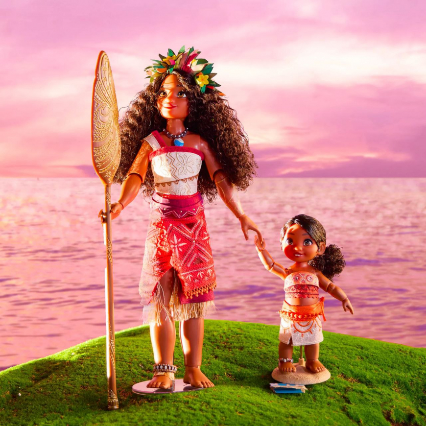 Disney Store Moana 2 Limited Edition dolls set
