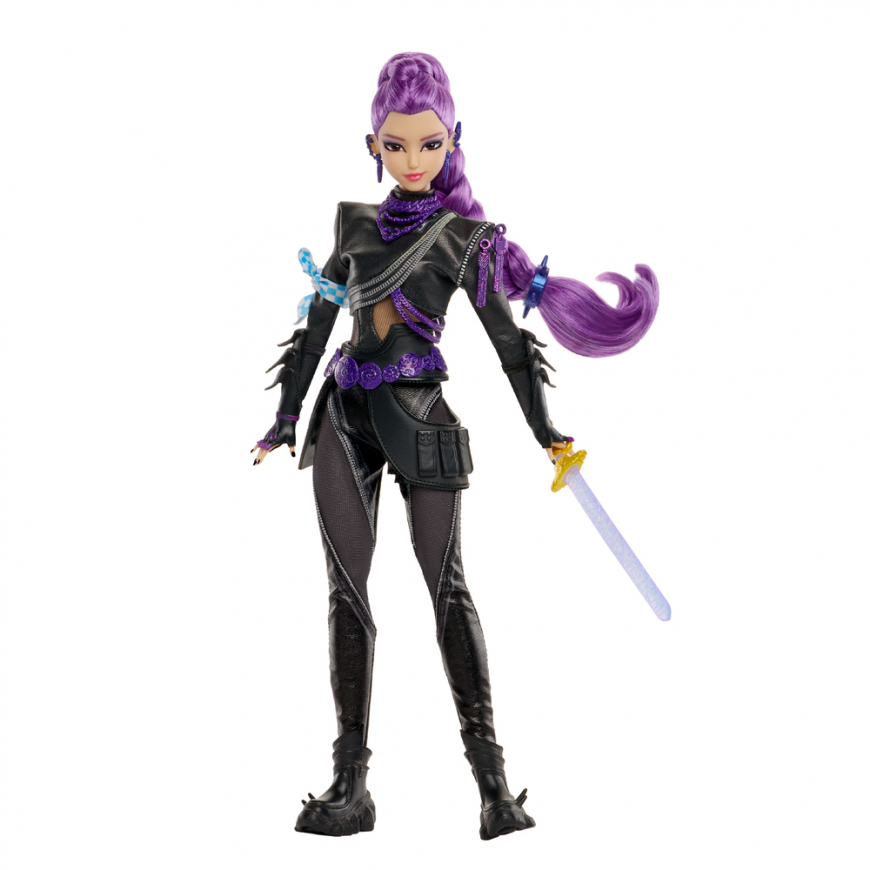 KPop Demon Hunters Deluxe Rumi fashion doll in black latex bathhouse battle outfit