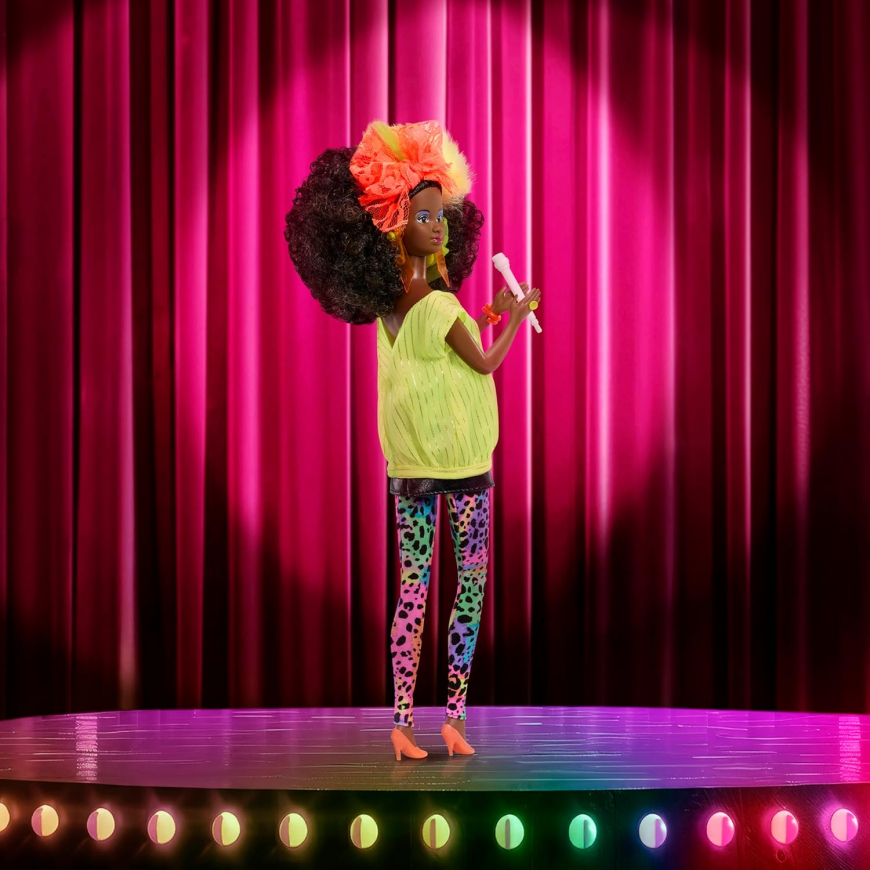 Barbie and The Rockers Collectible 40th Anniversary of 1986 Dee Dee doll