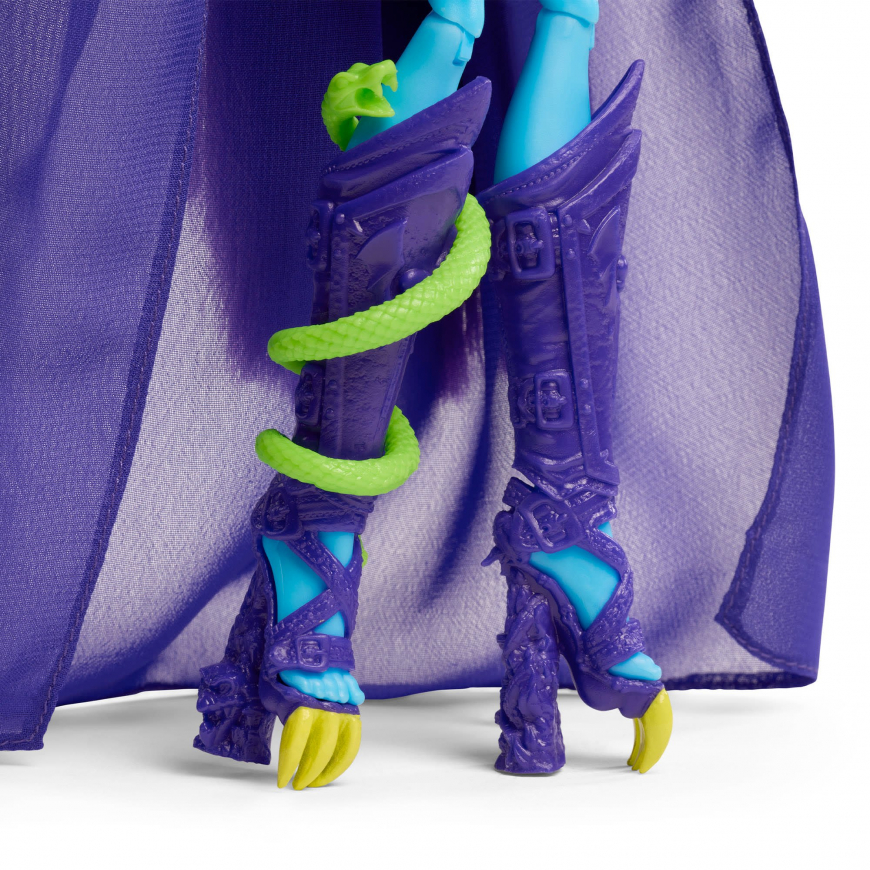 Monster High x Masters of the Universe Skullector Skeletor doll