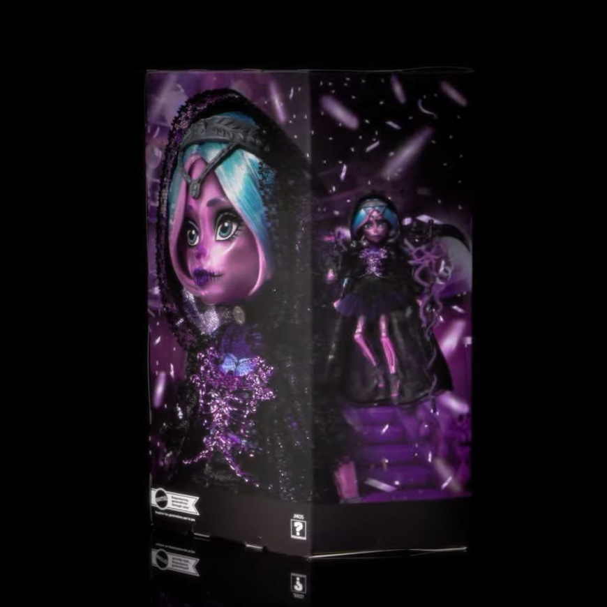 Monster High Skullector River Styxx doll «An Afterlife Party to Die For»
