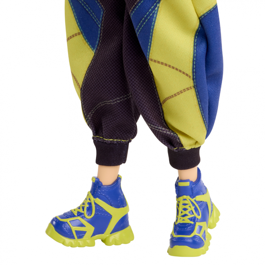 KPop Demon Hunters HUNTR/X Zoey Fashion Doll