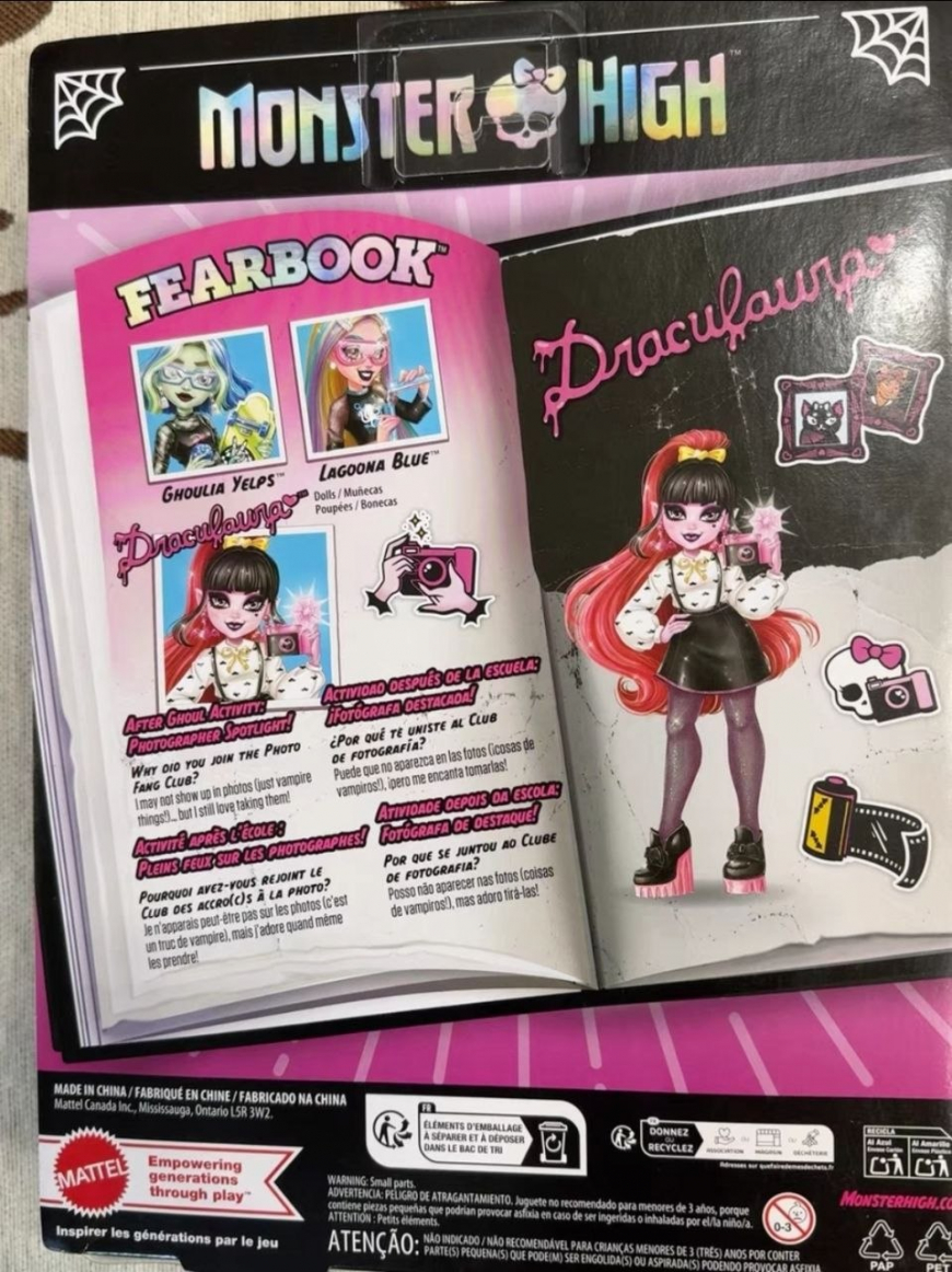 Fearbook Draculaura doll 2026