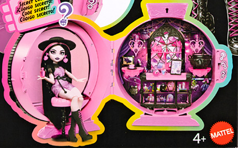 Monster High Potion Reveal Playset with Draculaura Doll