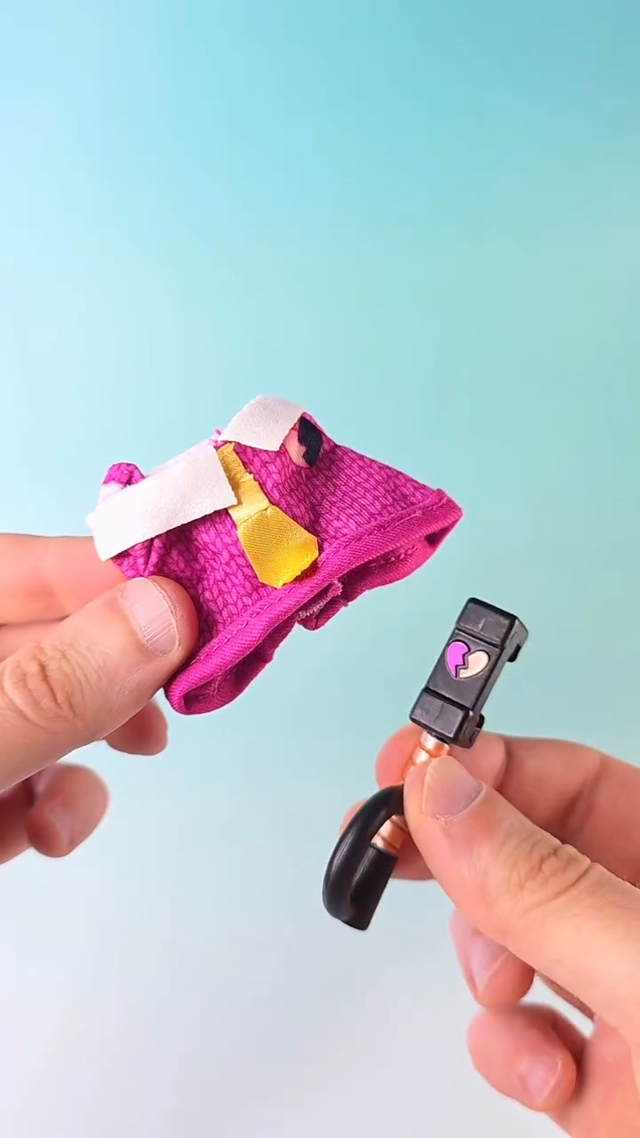 LOL Surprise Plush Surprise dolls unboxing pictures