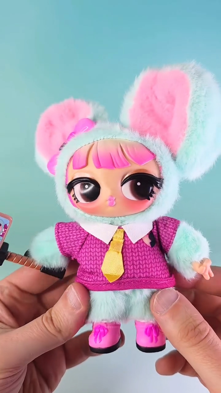 LOL Surprise Plush Surprise dolls unboxing pictures