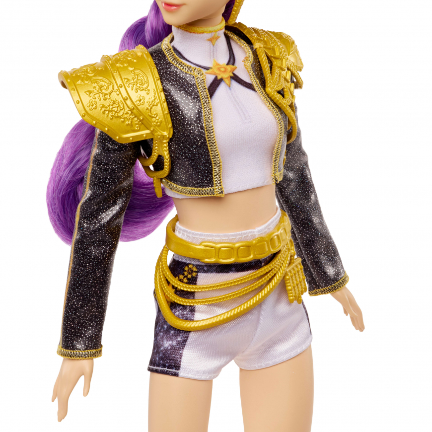 KPop Demon Hunters Huntrix Golden singing Rumi doll