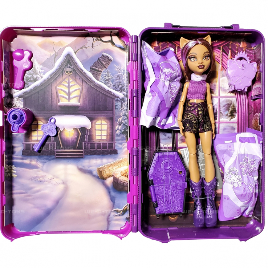 Monster High Skulltimate Secrets Destination Cabin Slay-cation Clawdeen Wolf doll