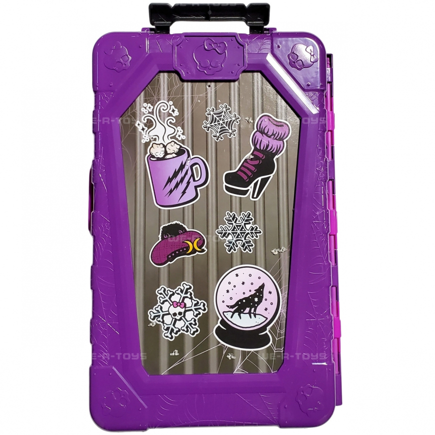 Monster High Skulltimate Secrets Destination Cabin Slay-cation Clawdeen Wolf doll