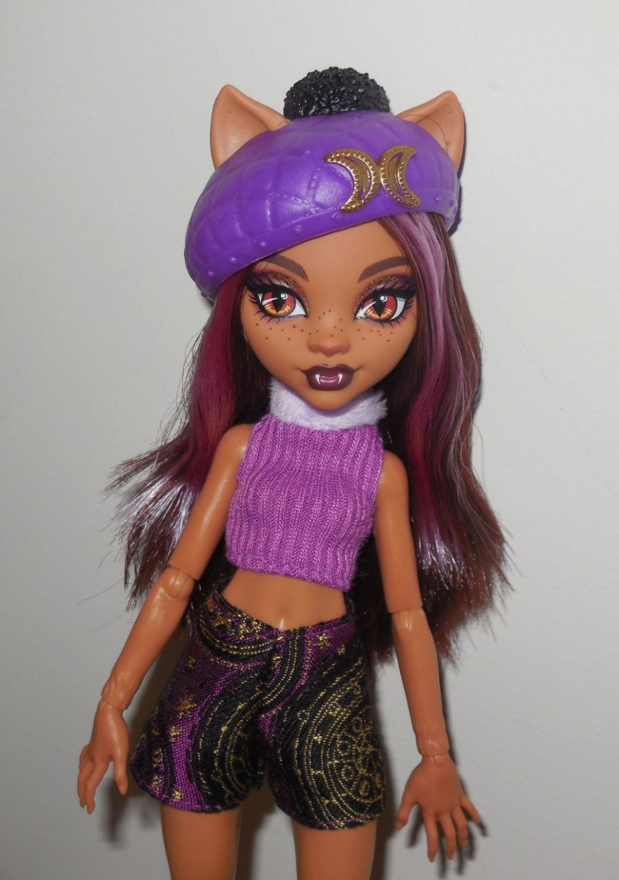 Monster High Skulltimate Secrets Destination Cabin Slay-cation Clawdeen Wolf doll irl detailed photos