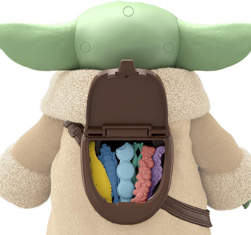 Star Wars Snackin' Grogu Action Figure from Hasbro - The Mandalorian & Grogu