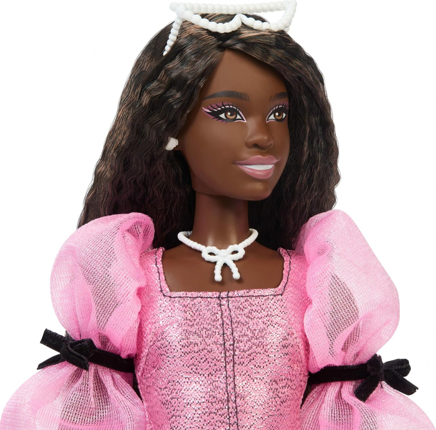 Barbie Deluxe Style doll 2026 JJN75