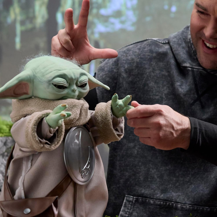 STAR WARS Ultimate Grogu 1:1 Scale Premium Animatronic 2027 from Hasbro