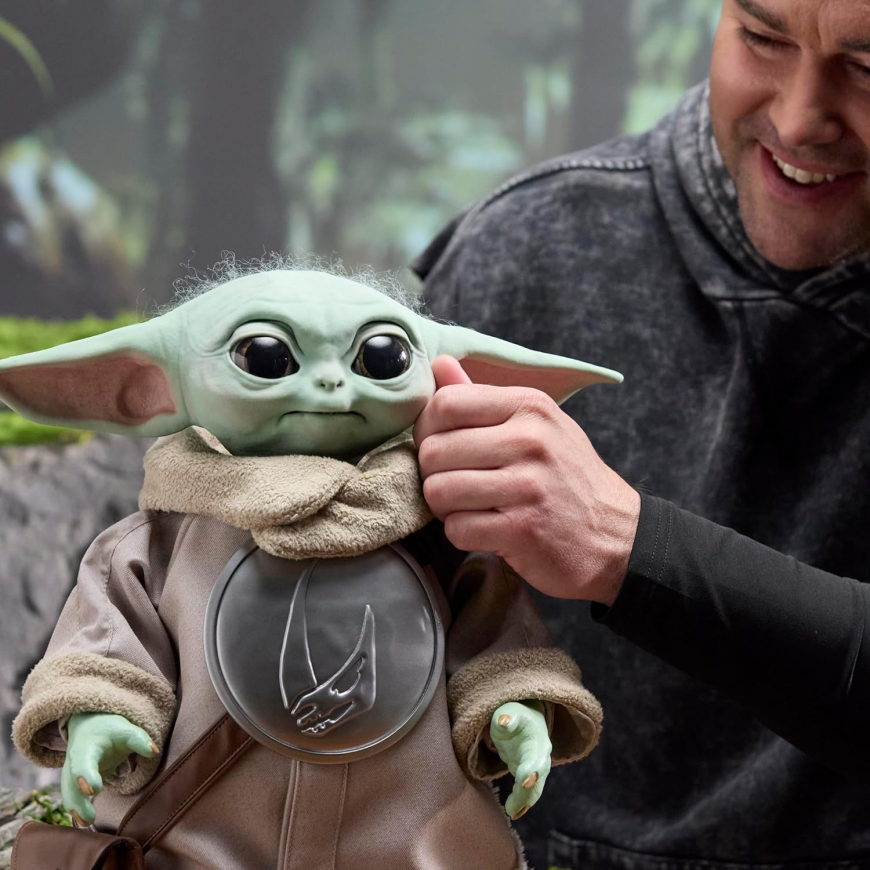 STAR WARS Ultimate Grogu 1:1 Scale Premium Animatronic 2027 from Hasbro
