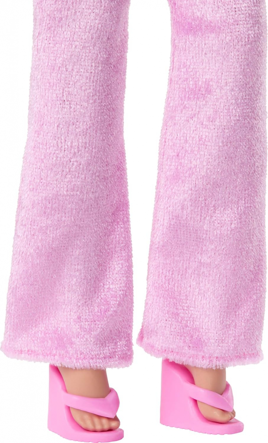Barbie Dream Besties Weekend Getaway Malibu doll