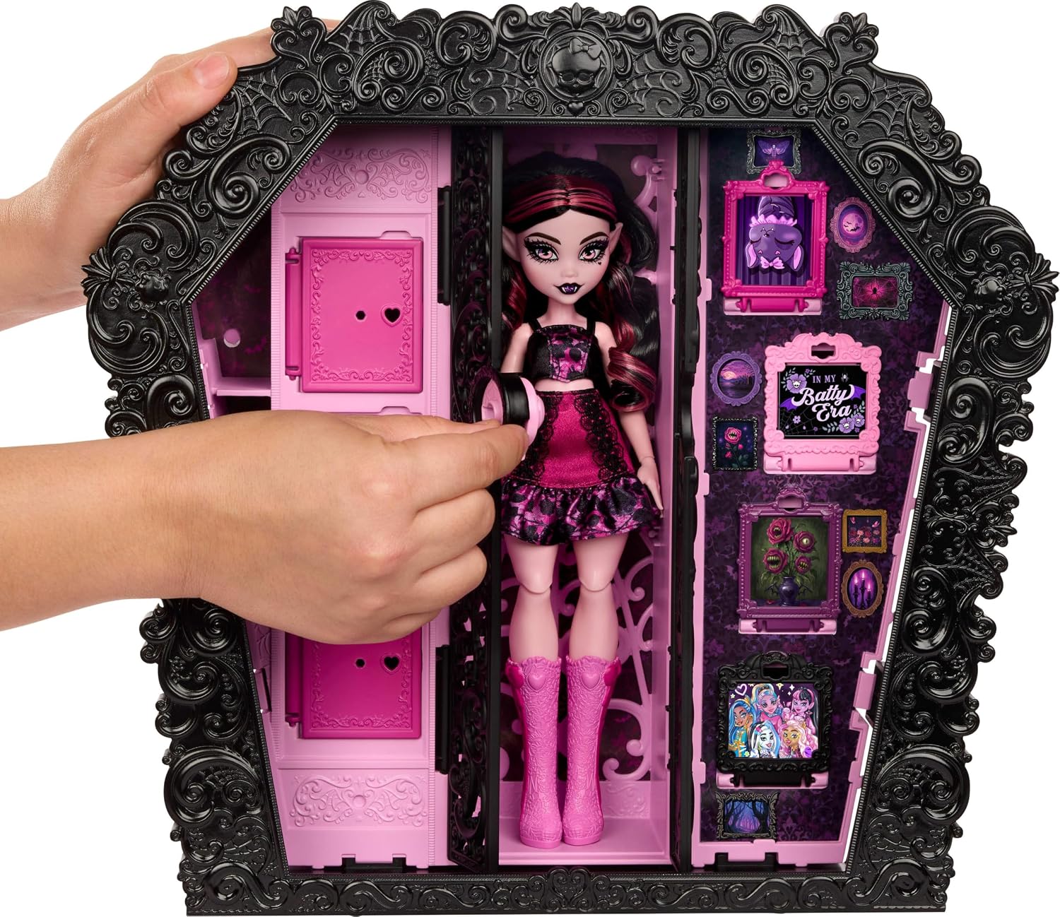 monster high doll and fashion set draculaura with dress-up locker Monster High Ghoul Draculaura Doll, Fashion Set with Closet Accessories & School Dress-Up Locker