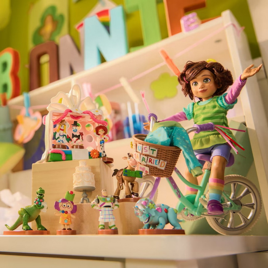 Disney Store Toy Story 5 Bonnie Doll Set