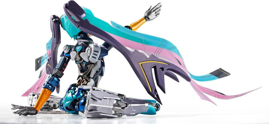 Hatsune Miku Metal Build Collectible Figure